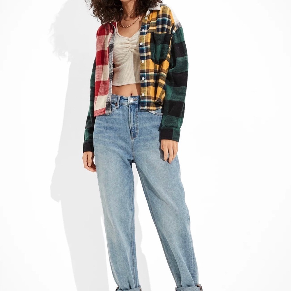 American Eagle Outfitters Cozy Cabin Cropped Flannel size Large - Picture 2 of 11